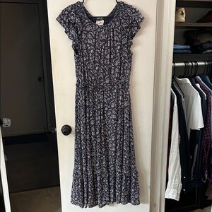 Universal Thread Navy Floral Midi Dress